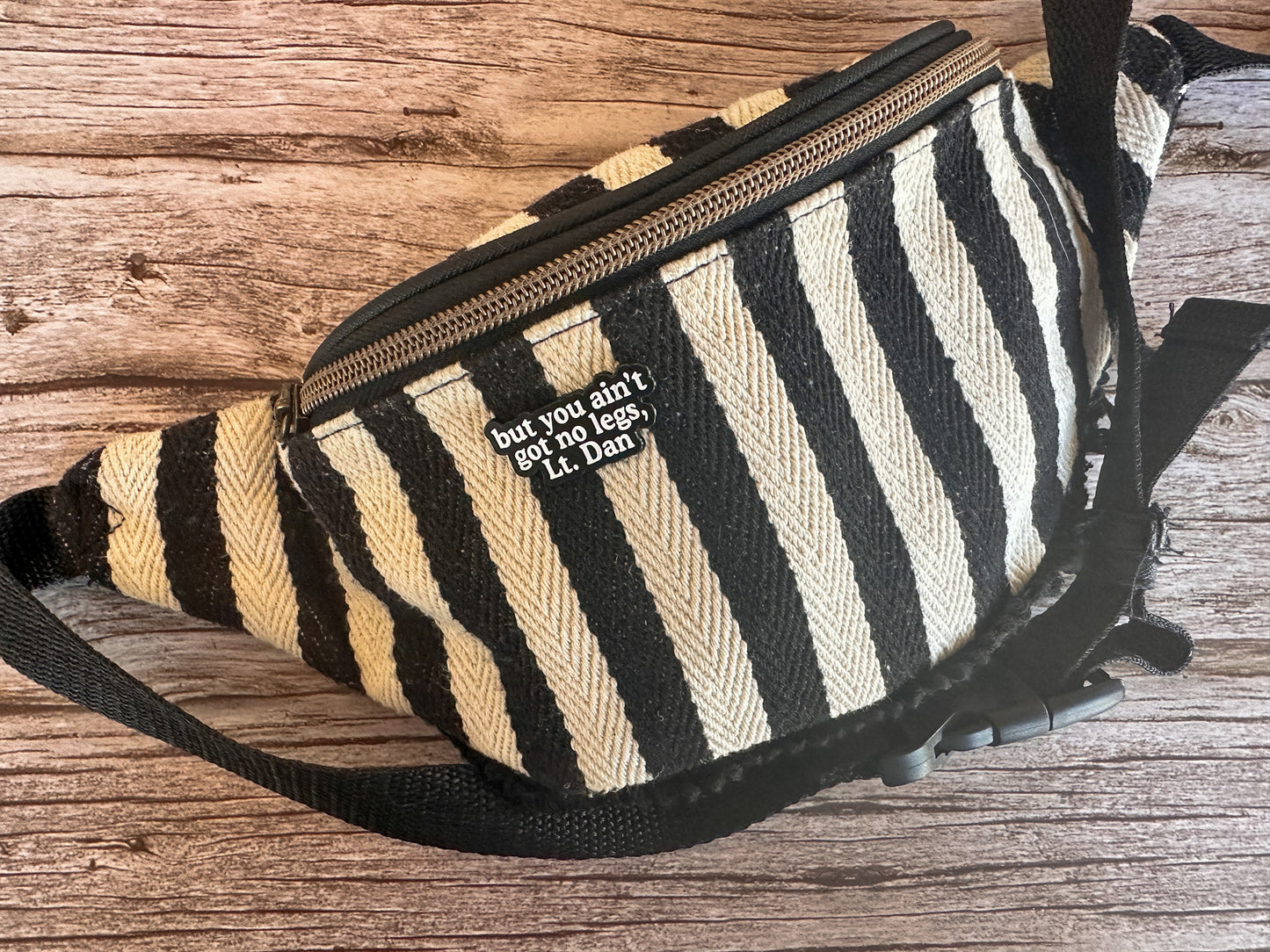 But You Aint Got No Legs, Lt Dan - Forrest Gump Pin