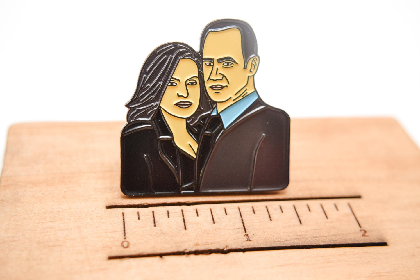 Law & Order SVU Brooch Pins - Detective Olivia Benson Elliot Stabler Dun Dun